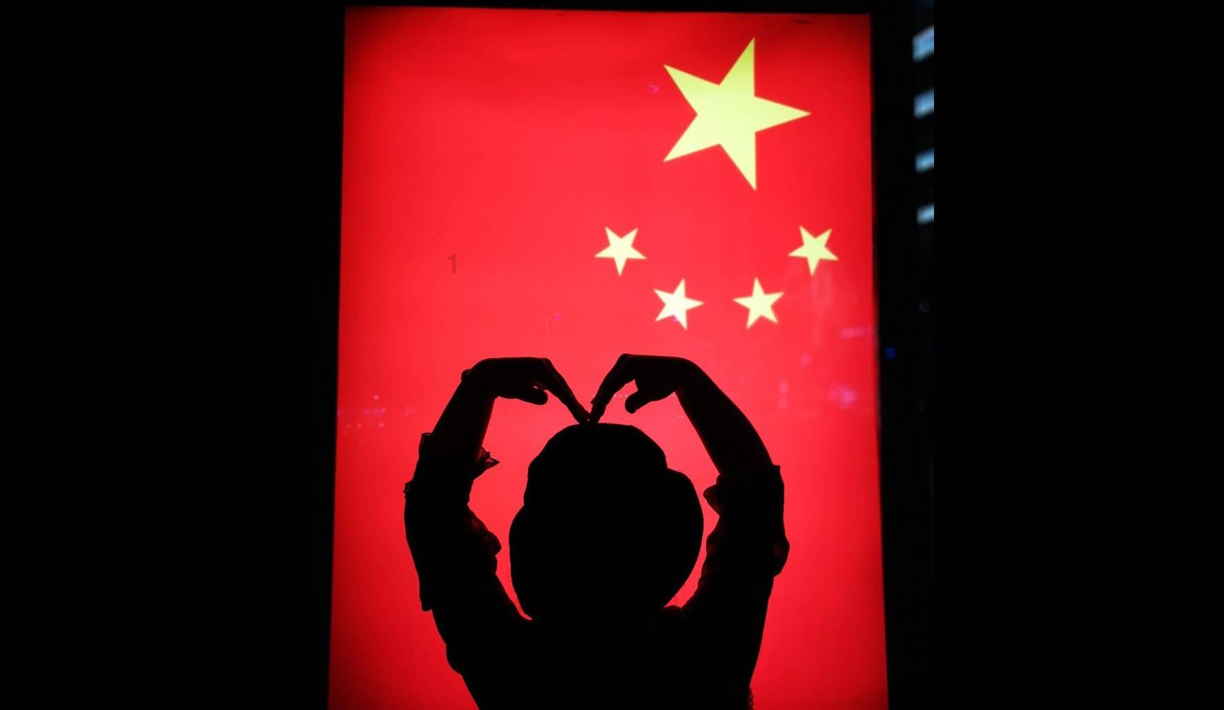 老公一直玩手机不理我怎么回事？游戏画面